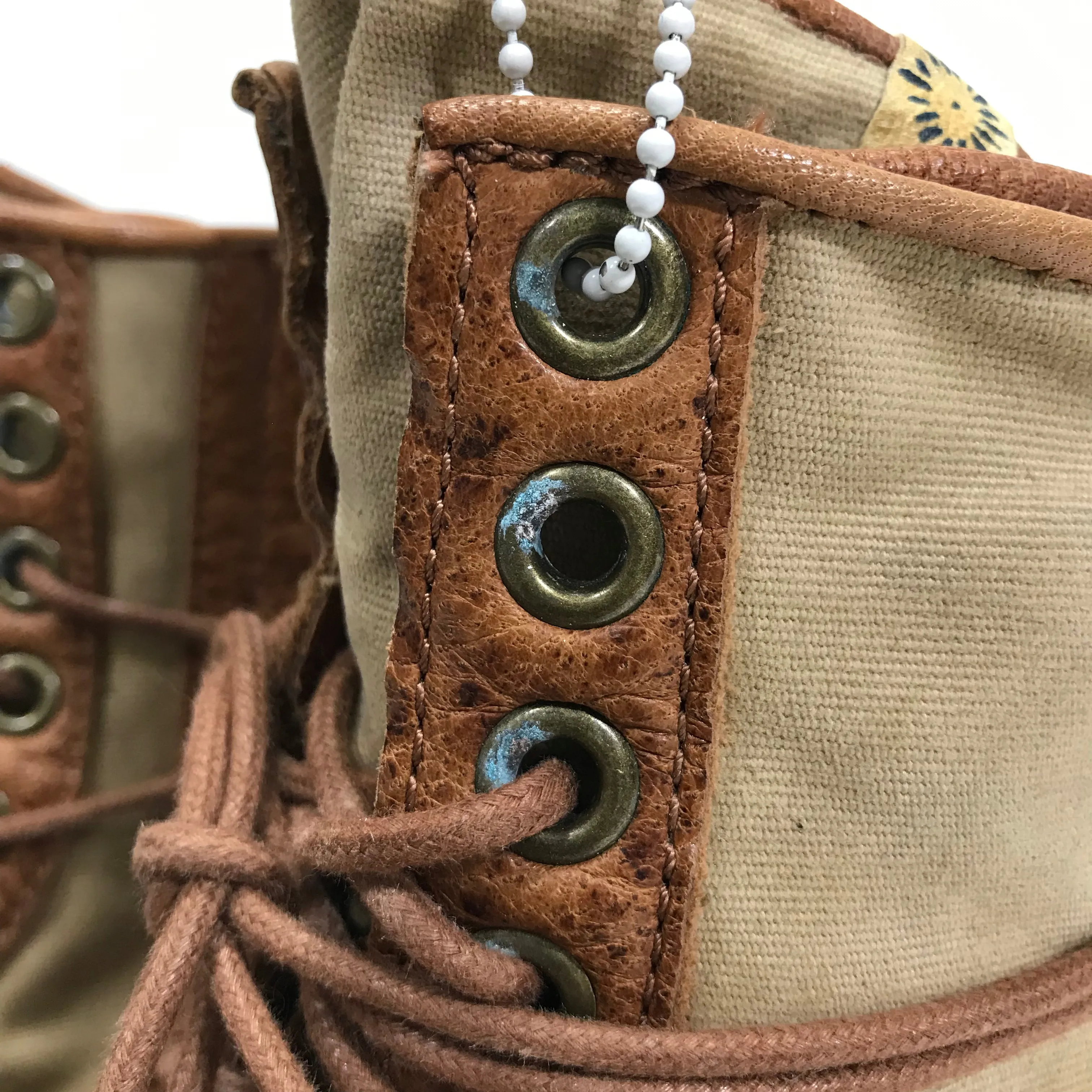 [9.5] Visvim Grizzly Boots Mid Folk Brown